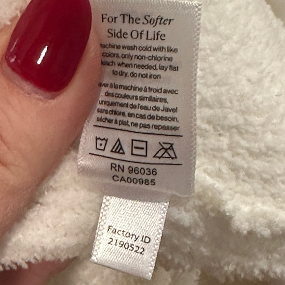 Eberjey Gisele Ivory Robe Shawl Collar Tie Waist Womens Sz Medium - Picture 4 of 8